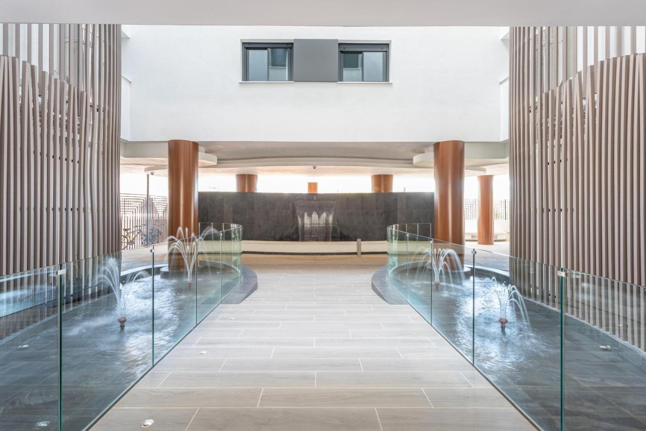 Green Infinity Luxury Apartment By Ghr Rentals 埃斯特波纳 外观 照片